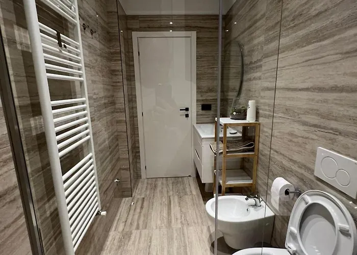 Vicoli & Mare * Λα Σπέτσια